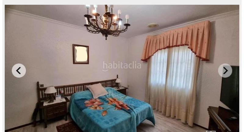 Foto 67a9166c-0888-4dd2-98cd-220a8315d127. Chalet in constitucion 34 in Carracedelo