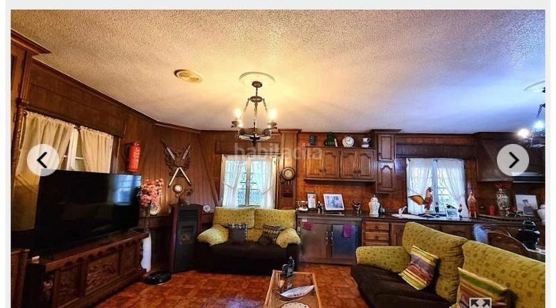 Foto 8c7cf9cb-765e-4c32-9c58-3edc2692fab8. Chalet in constitucion 34 in Carracedelo