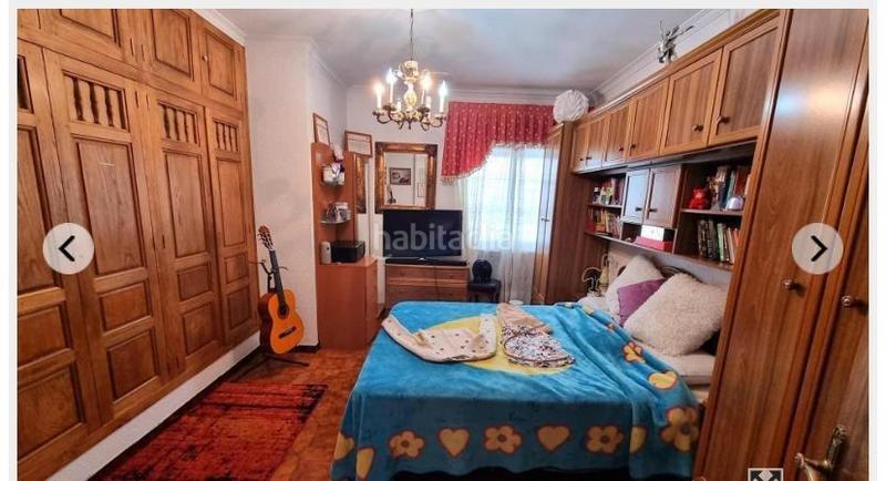 Foto 985a5139-7cd5-4316-9cd4-07eee20b46c6. Chalet in constitucion 34 in Carracedelo