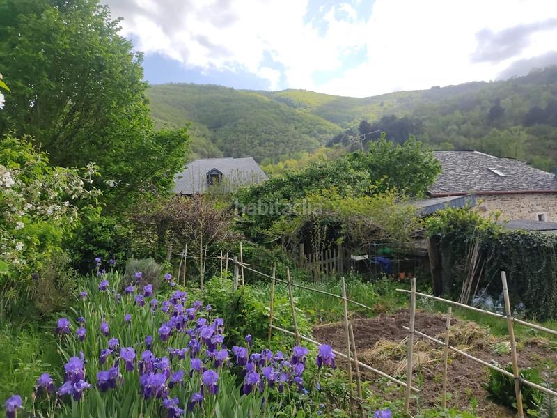 Foto b541e9e8-ce10-4964-b22c-a23c11a28243. Chalet in Área Rural Sur Ponferrada
