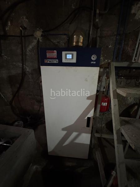 Foto 3a44e91c-2312-4699-ae6d-a71c3569ed9e. Chalet mit parking in Cuatro Vientos Ponferrada