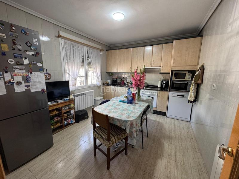 Foto ac5af5b4-c5a2-4eb6-a875-6d6638e6717f. Chalet mit parking in Cuatro Vientos Ponferrada