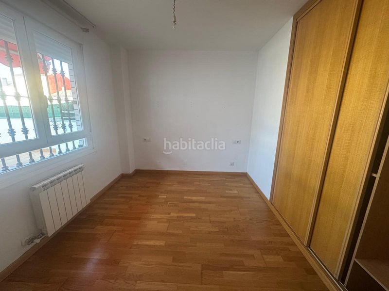 Foto 72007977-2880-4606-99f6-15b943401f01. Appartement in Flores de Sil - La Placa Ponferrada