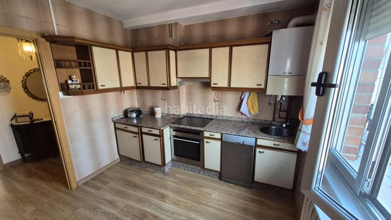 Foto bc8c83ea-eb54-4aa7-9cbe-eddfbe49e74d. Appartement avec parking dans Zona Alta Ponferrada