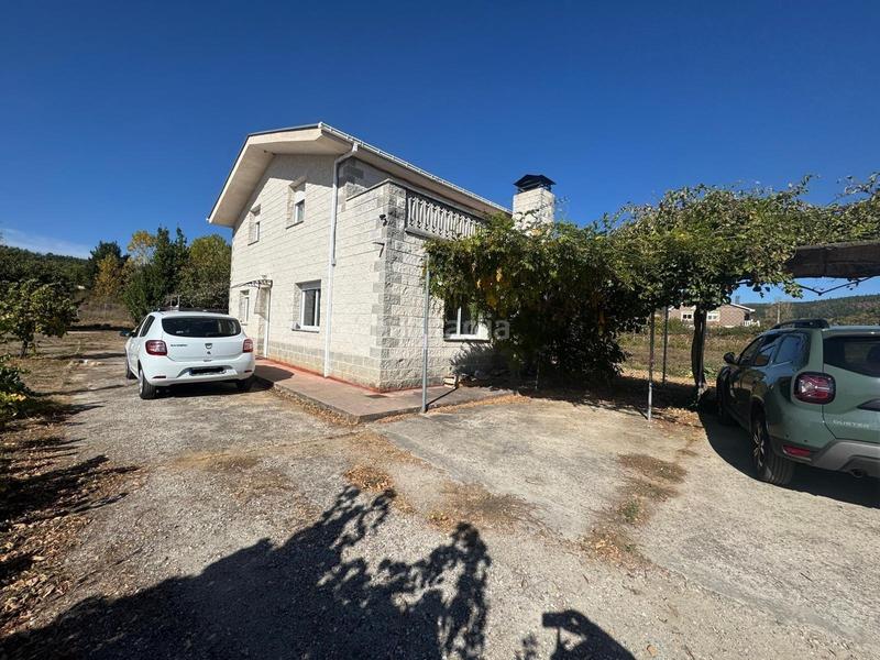 Foto 8e91a3e2-ded7-467f-aff5-2d636c9b008c. Chalet in Arganza in Arganza