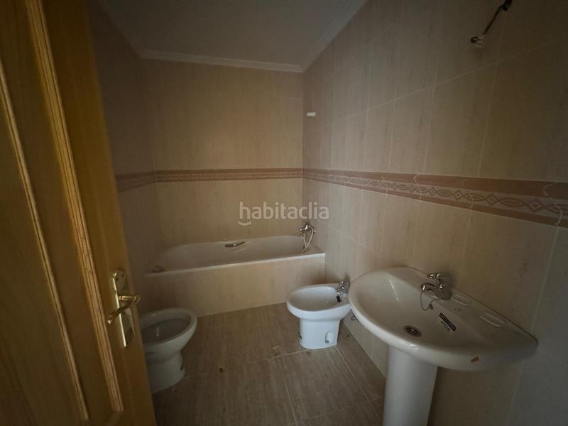 Foto 374cf08d-de22-4a2f-a8fd-10809d873be3. Chalet in guindaledo urba 1 in Villafranca del Bierzo