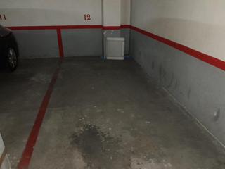 Aparcament cotxe a Centro. Se venden 3 plazas de garaje en calle eladia baylina