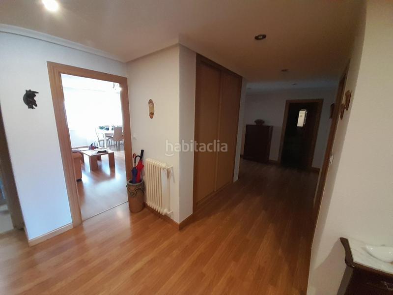 Foto 0ec05649-d1a0-4be8-aefe-72844125976d. Piso amplio piso totalmente reformado en Zona Alta en Ponferrada