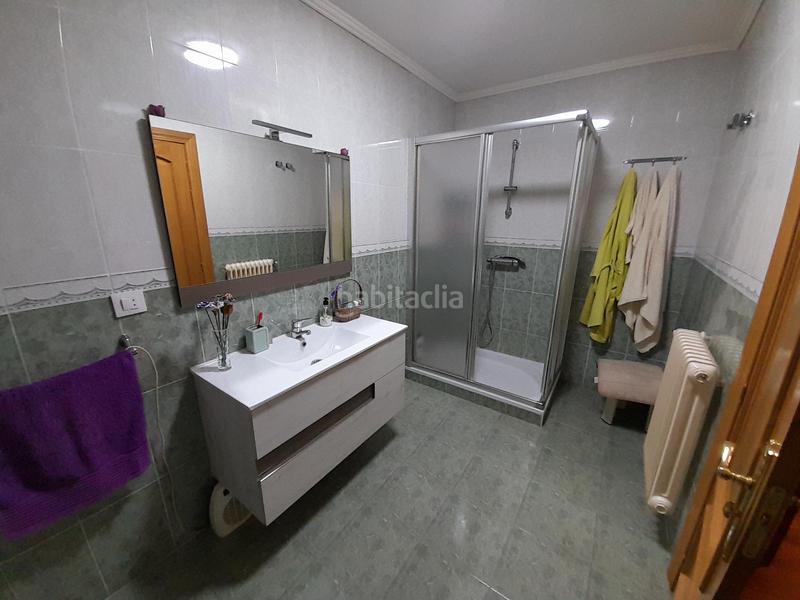 Foto ace64f45-5150-456a-8fef-aefc3ad5c6e0. Piso amplio piso totalmente reformado en Zona Alta en Ponferrada