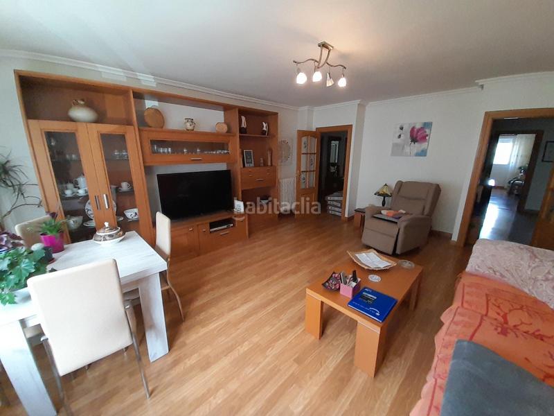 Foto b42cfded-99f8-4b63-befc-13c400fbe987. Piso amplio piso totalmente reformado en Zona Alta en Ponferrada