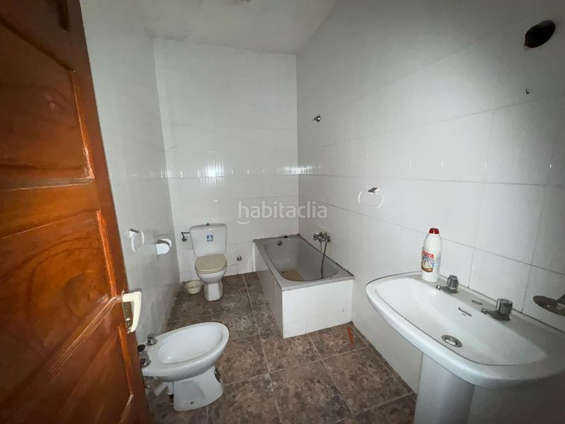 Foto 6c874fff-a20e-4739-92ba-2590ca580927. Etagenwohnung in rosalia de castro 90 in Nogais (As)