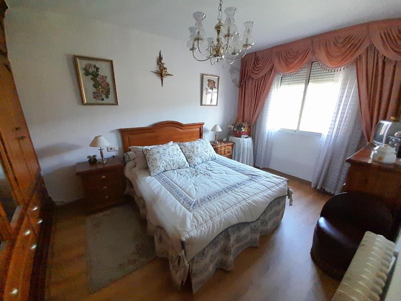 Foto 88c64105-a124-41d5-9f21-58a19e8dcc6d. Casa a Folgoso de la Ribera