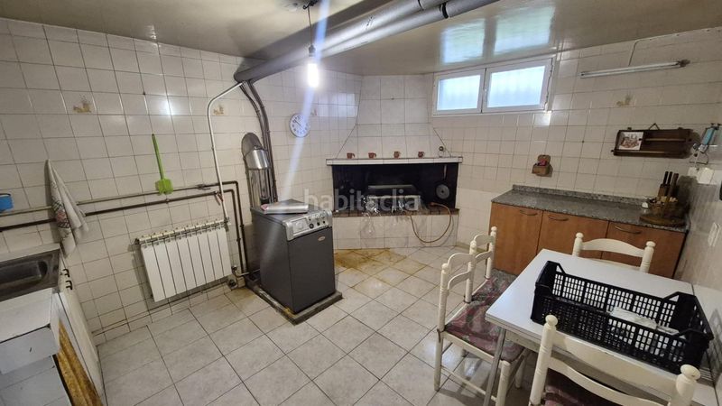 Foto 59b8c78f-4a44-49bb-bdcc-3ce3bb459d07. Xalet amb aparcament a Fabero
