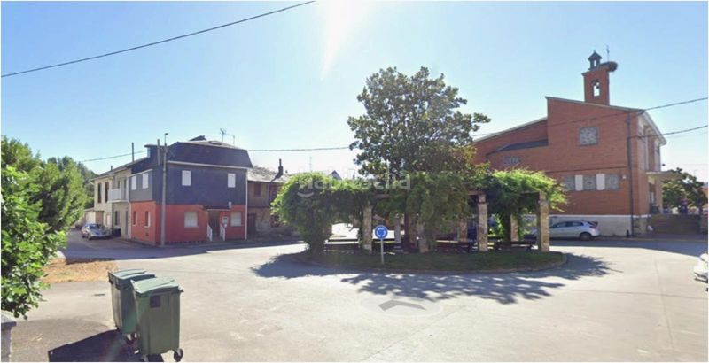 Foto 1b8730bd-a33a-4e2d-b619-ac3fac5ebae1. Casa amb calefacció terrassa a Camponaraya