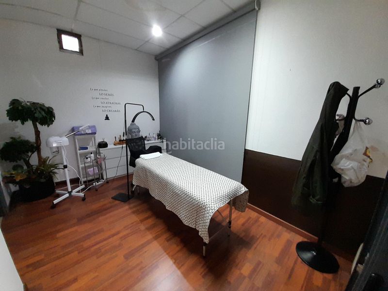 Foto eb94e7a1-8b81-4cbe-8661-d2bb921da895. Local comercial a Zona Alta Ponferrada