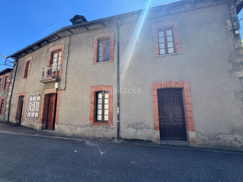 Foto d5f74b94-1eea-4a0f-949b-fb07f2181b0d. Masia amb aparcament a Congosto