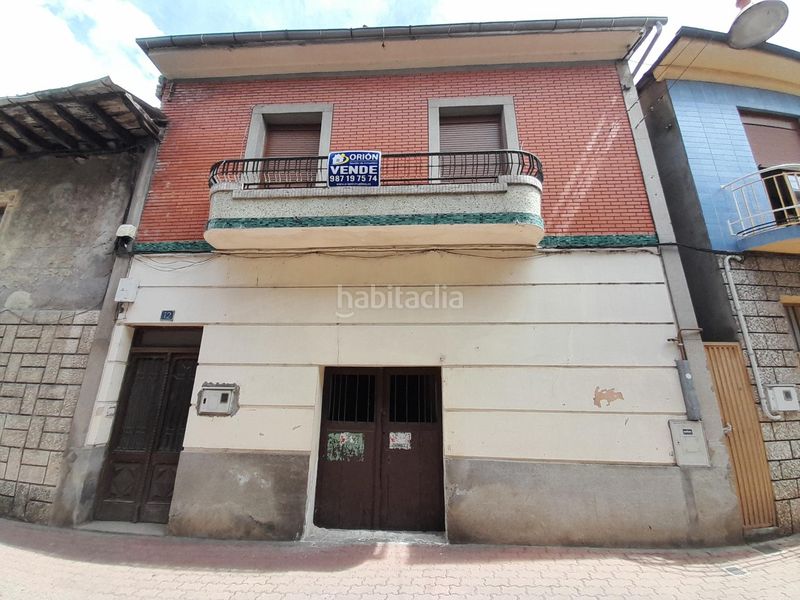 Foto 6e6f3610-4787-402f-85e0-931e01682f37. Casa amb calefacció terrassa a Cacabelos