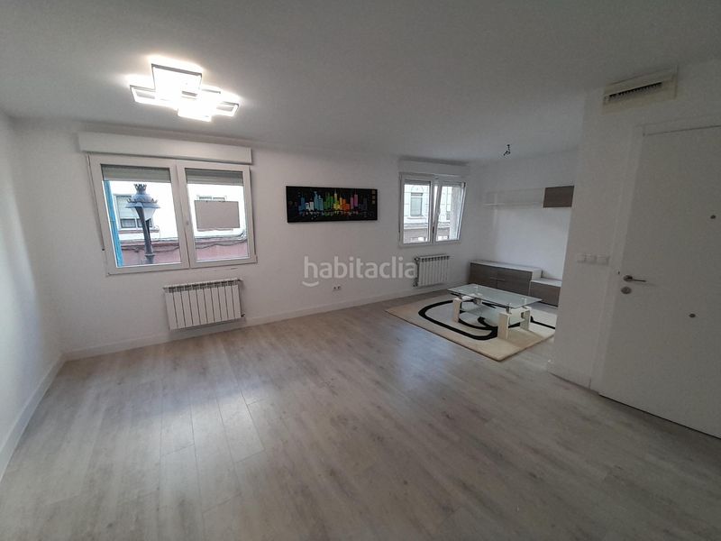 Foto dbbdf930-754d-4444-8abe-60adc2ab22dc. Flat with heating terrace in Centro Ponferrada