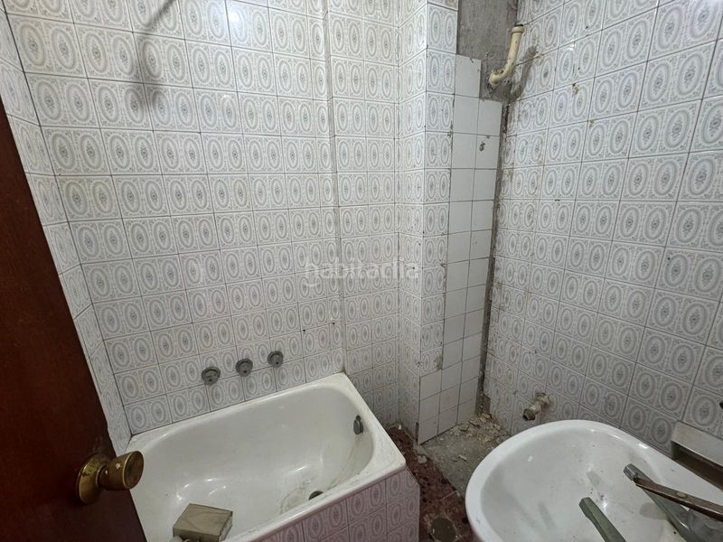 Foto b2fa4b88-ecf1-4d51-8c56-9d1714a8b59d. Appartamento in general vives 26 in Zona Alta Ponferrada