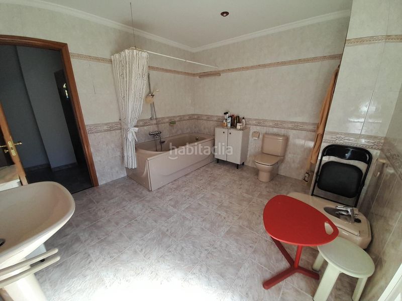 Foto 41f17b2d-631d-4a86-98ed-85a92b162b76. Chalet avec chauffage parking dans Torre del Bierzo