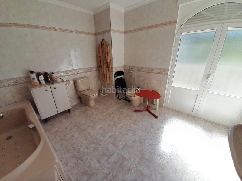 Foto 7a5d8d2a-84b5-41e4-8f51-77a955fd61da. Chalet avec chauffage parking dans Torre del Bierzo
