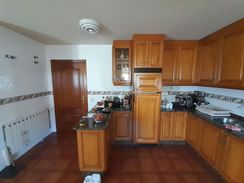 Foto 97a5c807-7de4-4007-8124-f9b887bd12c3. Chalet avec chauffage parking dans Torre del Bierzo