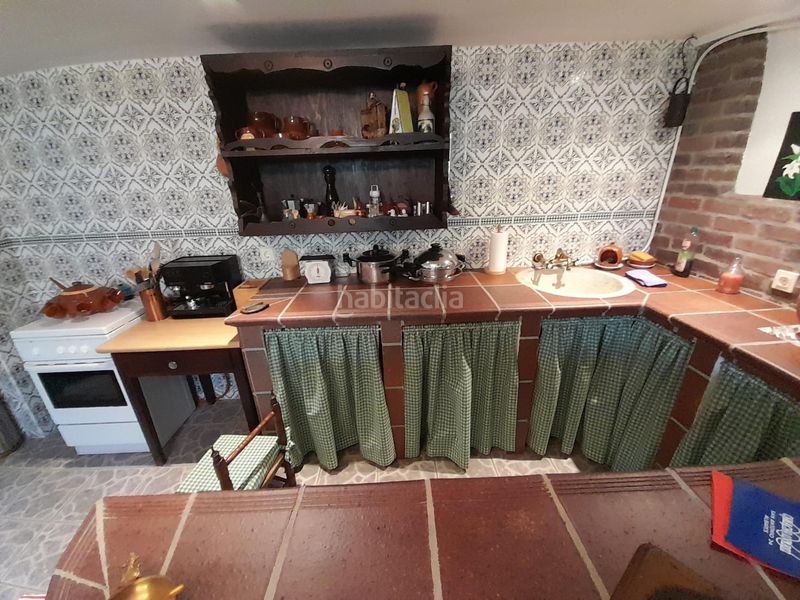 Foto a0d720a6-116d-42d6-ba76-1a72d3fdf92d. Chalet avec chauffage parking dans Torre del Bierzo