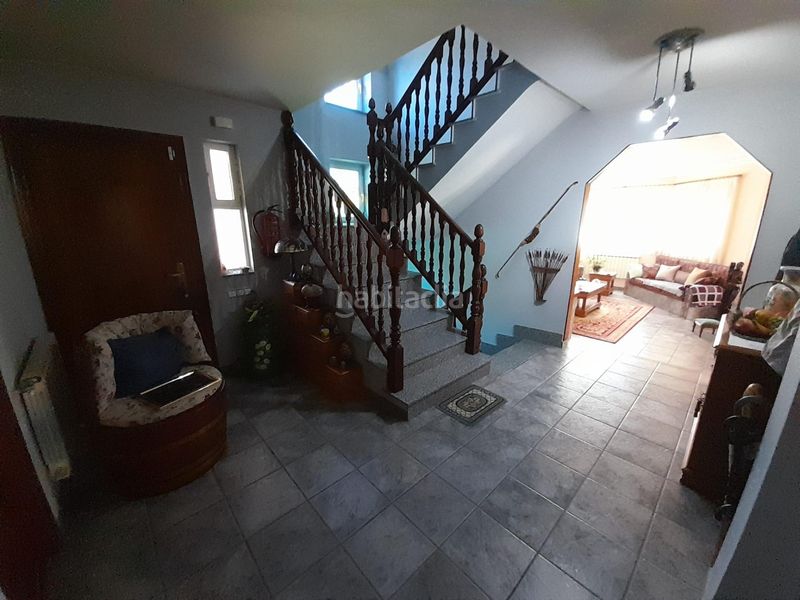 Foto c731adb8-e5ae-4643-b6c3-c1a5ec8da0f4. Chalet avec chauffage parking dans Torre del Bierzo