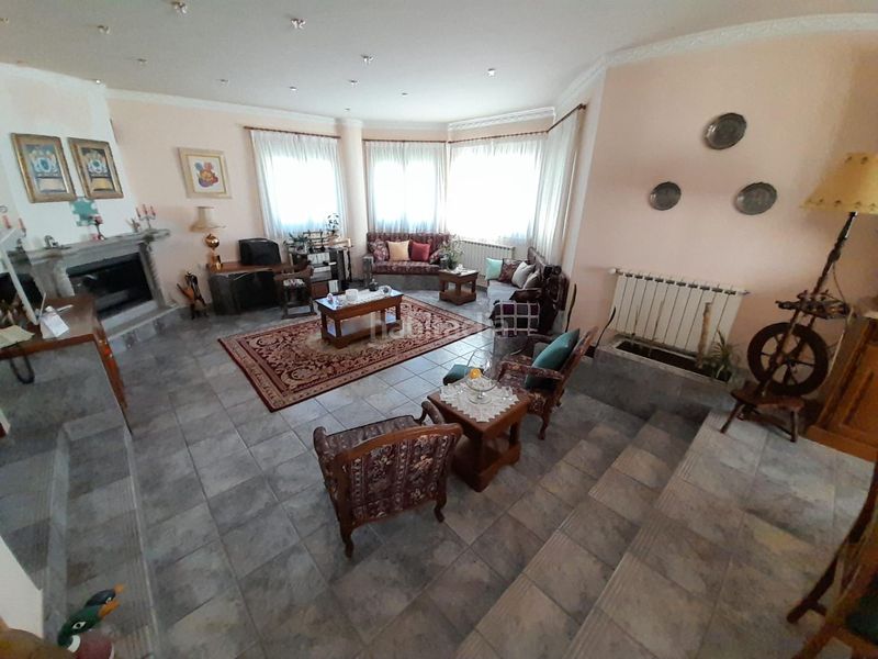 Foto d50a597a-903e-4bce-b744-11a81f32de99. Chalet avec chauffage parking dans Torre del Bierzo