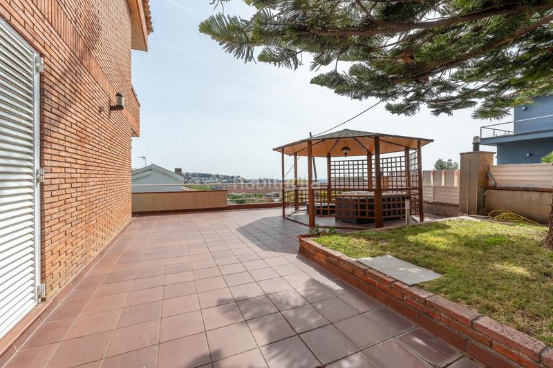 Foto 1f362312-4ebd-4e3d-8946-2503c5dc9a15. Chalet casa o chalet independiente en venta en calle de les alzines en Sant Just Desvern