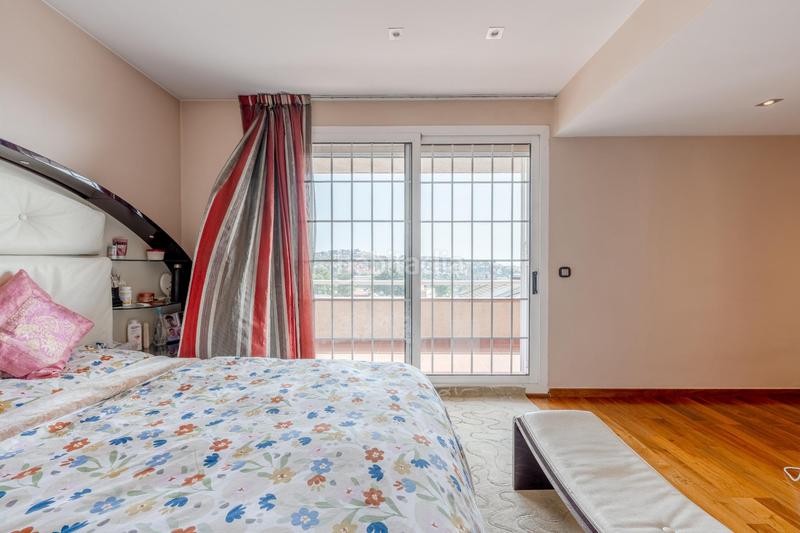 Foto 8a5a2336-7692-402c-82db-f2cd2adc49e7. Chalet casa o chalet independiente en venta en calle de les alzines en Sant Just Desvern