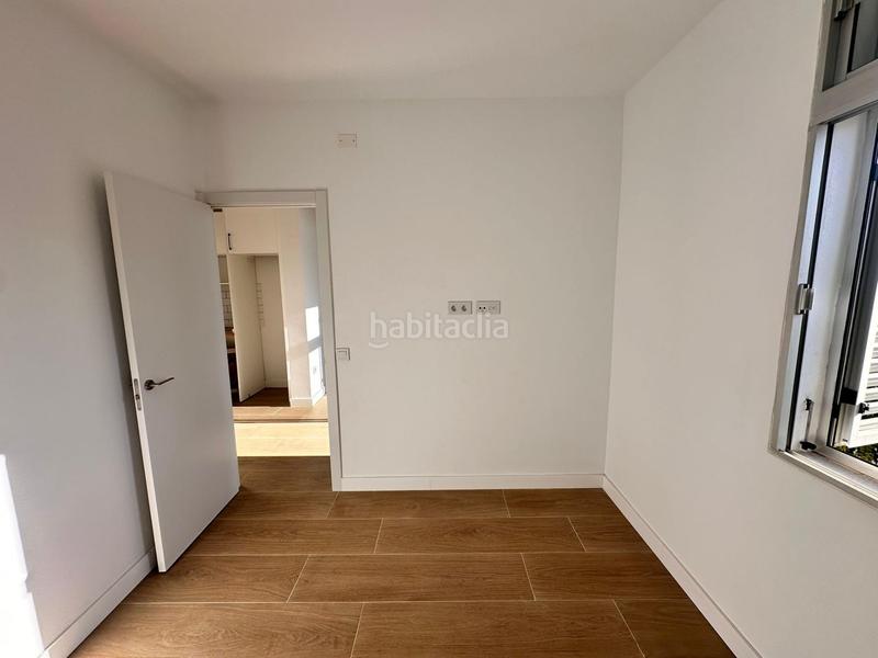 Foto f3a1b825-2940-4de4-a810-df6b08d8ce85. Piso  en schamann en Escaleritas Palmas de Gran Canaria (Las)