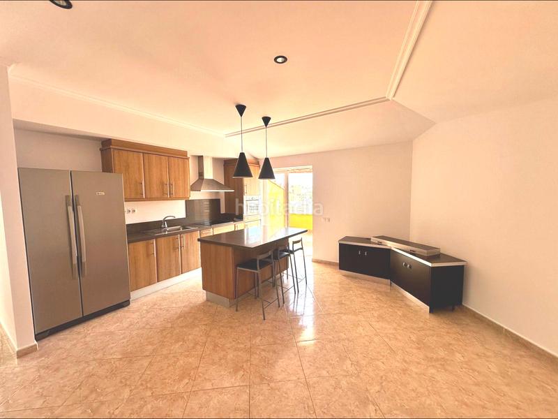 Foto 1a2128fc-a7d1-4243-9851-248d5ee18399. Attico con parcheggio in San Gregorio Telde