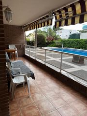 Apartament  Carrer de la cala crancs. ¡tu refugio junto al mar!