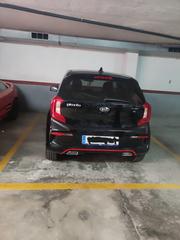 Aparcament cotxe a Carrer de can pantiquet 67. Rmr gestión inmobiliaría, vende  plazas de aparcamiento.