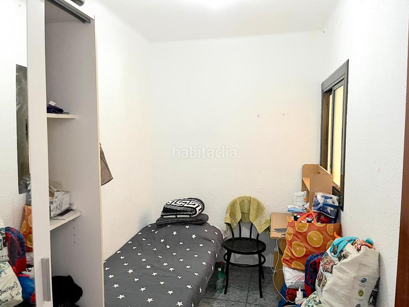 Foto 37a3d4d3-9ac9-43df-a2df-cbb8a54491d0. Piso  de 4 habitaciones con ascensor y balcón en Rubí