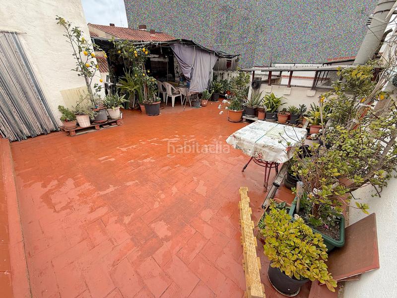 Foto 975b3c02-3d96-4a11-b490-c48b27873399. Piso  grande, 4 hab, 2 terrazas, 2 vecinos. en Rubí