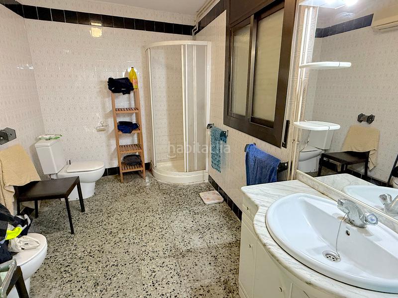 Foto dd63599d-973f-4348-b4c3-adfee3399517. Casa aparellada amb aparcament a Ca n´Oriol Rubí