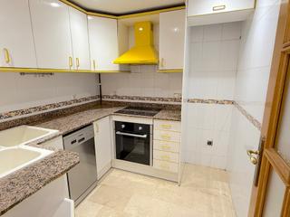 Duplex à Ca n´Oriol. Dúplex 3 hab, 3 terrazas, parking. año 2.000