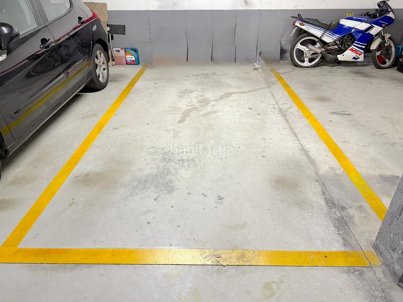 Foto 76df0fa6-f9e0-4668-848c-dcca892887d9. Duplex avec chauffage parking dans Can Roses Rubí