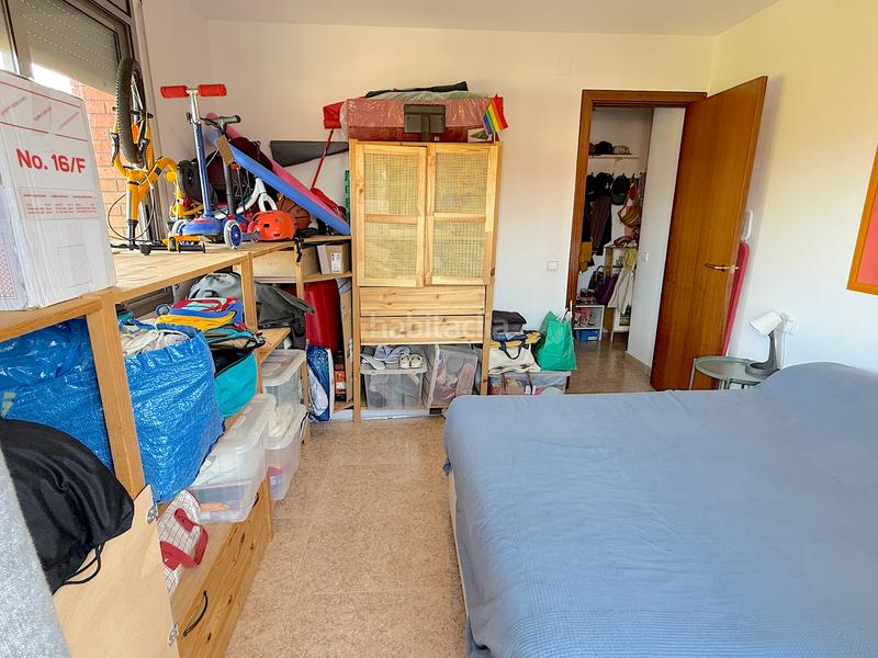 Foto d6b8c732-924a-413e-8508-646a3deed32a. Duplex avec chauffage parking dans Can Roses Rubí