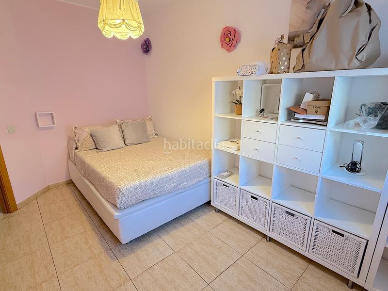 Foto 48ad6b45-7497-4460-a032-3bc05092f0d2. Casa adossada amb calefacció aparcament a Ca n´Oriol Rubí