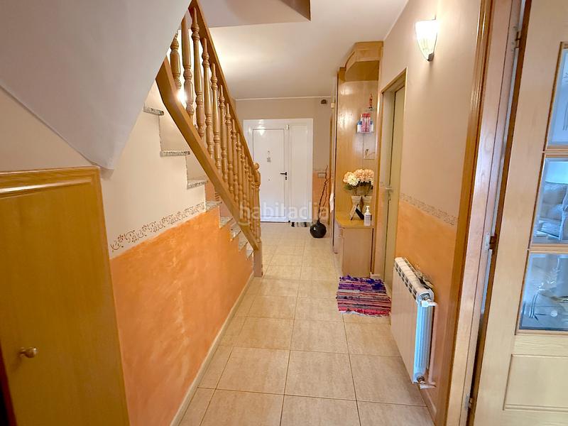 Foto b0df72f9-6fdd-4bfc-9f7c-fbe995acdcb3. Casa adossada amb calefacció aparcament a Ca n´Oriol Rubí