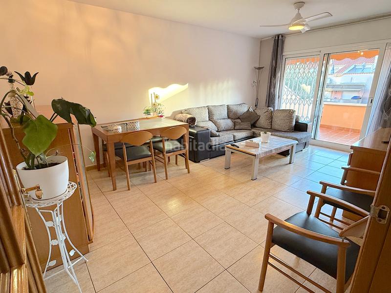 Foto b283b84c-f7a8-40e5-9e9b-626ec3cb10bf. Casa adossada amb calefacció aparcament a Ca n´Oriol Rubí