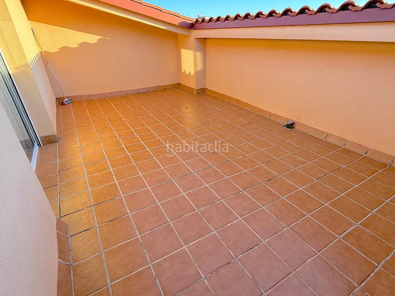 Foto bf8dc1e8-7100-4a08-8e74-94d2e29da5a9. Casa adossada amb calefacció aparcament a Ca n´Oriol Rubí