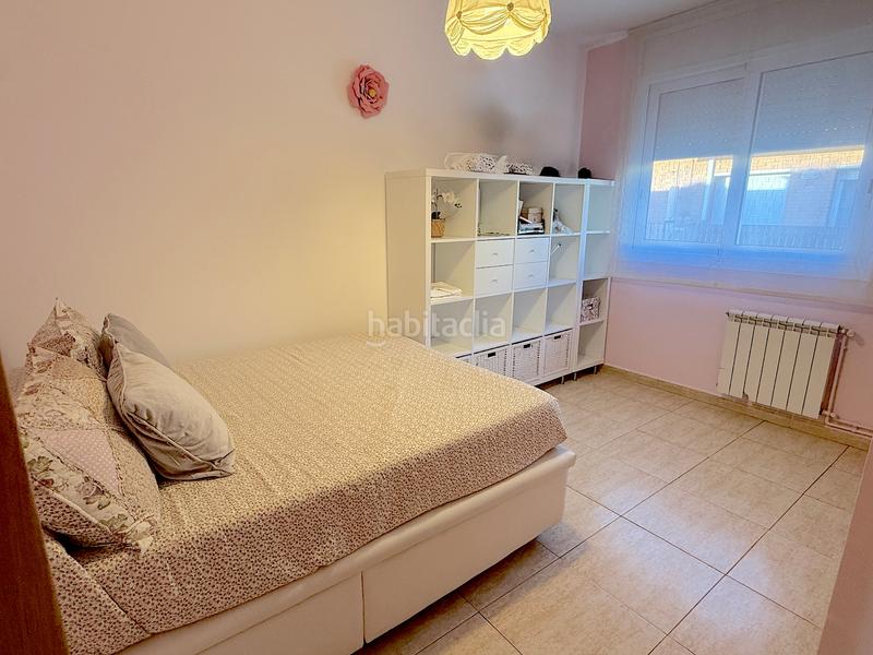 Foto d23f5a8d-9e70-47d0-91aa-3e7f4c595c36. Casa adossada amb calefacció aparcament a Ca n´Oriol Rubí