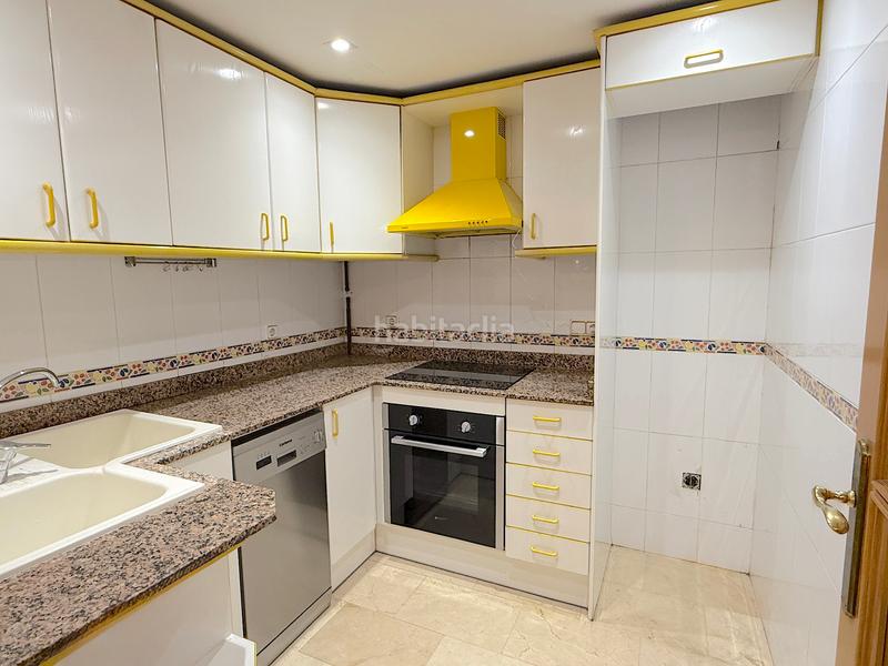 Foto 092082e1-eb48-42d3-ac89-67449d9c9798. Dúplex amb calefacció aparcament a Ca n´Oriol Rubí