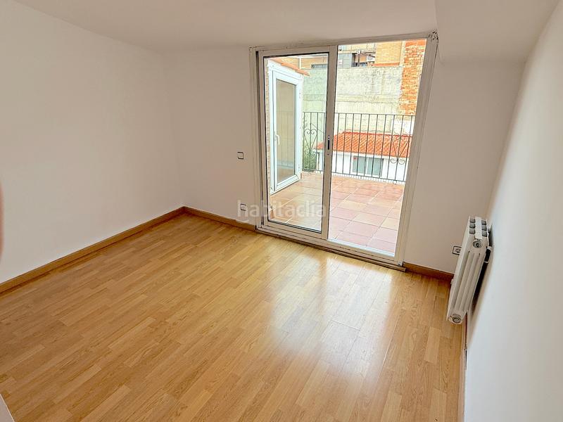 Foto b7d48b12-f155-433a-ae8f-9a15ef7bc0a6. Dúplex amb calefacció aparcament a Ca n´Oriol Rubí