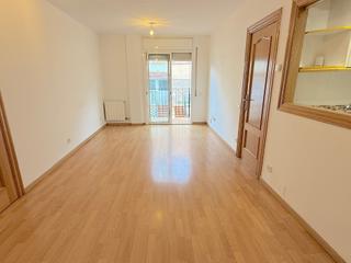 Dplex a Ca nOriol. Dplex de 3 hab, terrazas y parking del ao 2.000