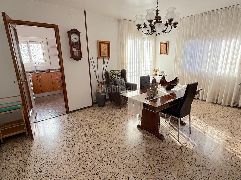 Foto 46ae5583-2ee6-42d0-ba39-92f1bb81367e. Piso  céntrico de 3 hab, ascensor, para entrar a vivir. en Rubí